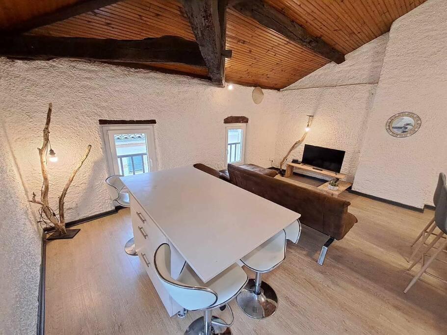 Apartment Rochambeau - T2 - Hyper Centre - Clim Agen